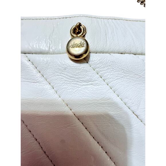 Vintage Andé Quilted White Leather Shoulder Bag Gold Chain Strap 1980s Classic - Picture 4 of 7